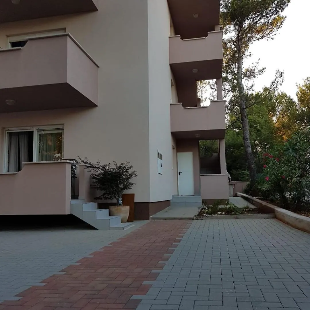 Apartmani Vukadin Vir 0*,  Chorvatsko