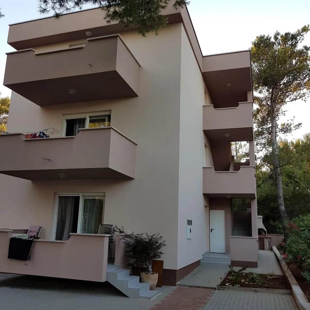 Appartement Apartmani Vukadin Vir Croatie